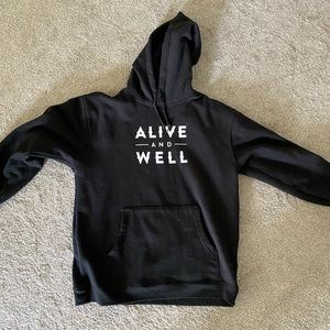 Alive & Well hoodie black size XL